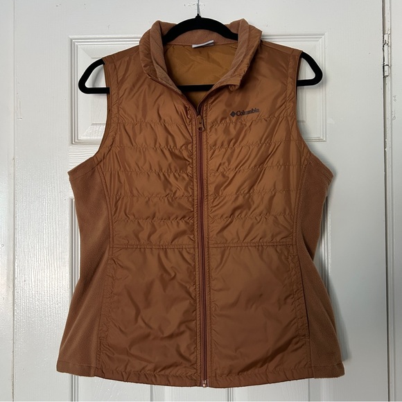 Women’s Columbia Mix It Around Vest - Picture 2 of 10